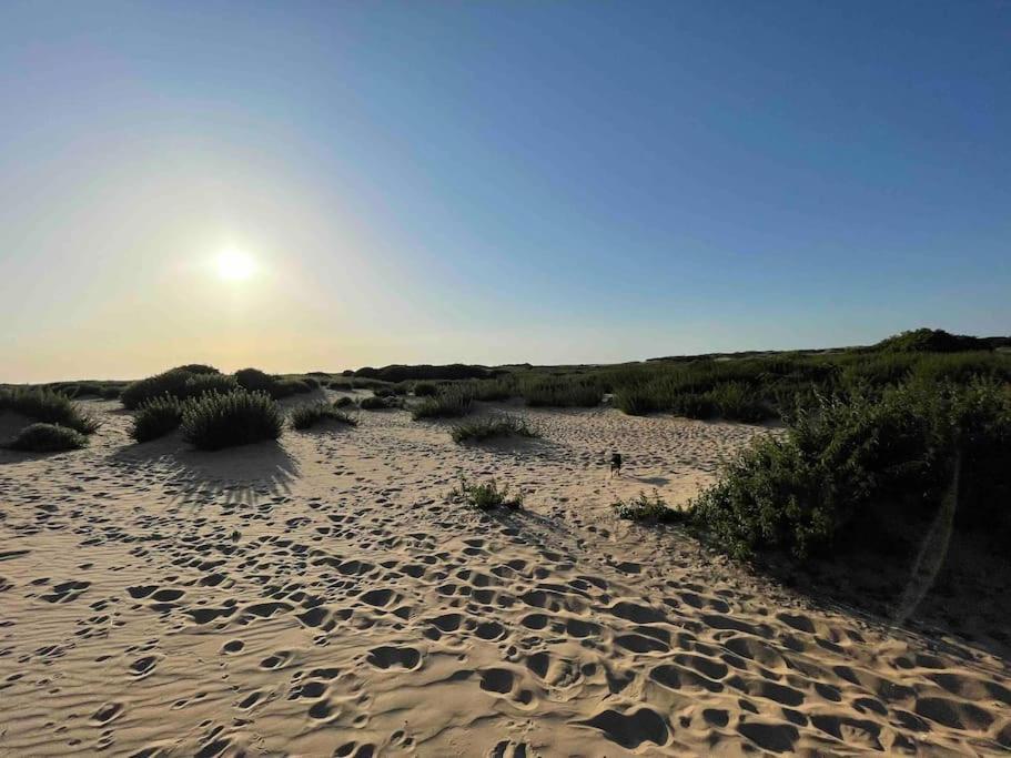 Formby, Spacious True Bungalow Steps From Beach Ngoại thất bức ảnh